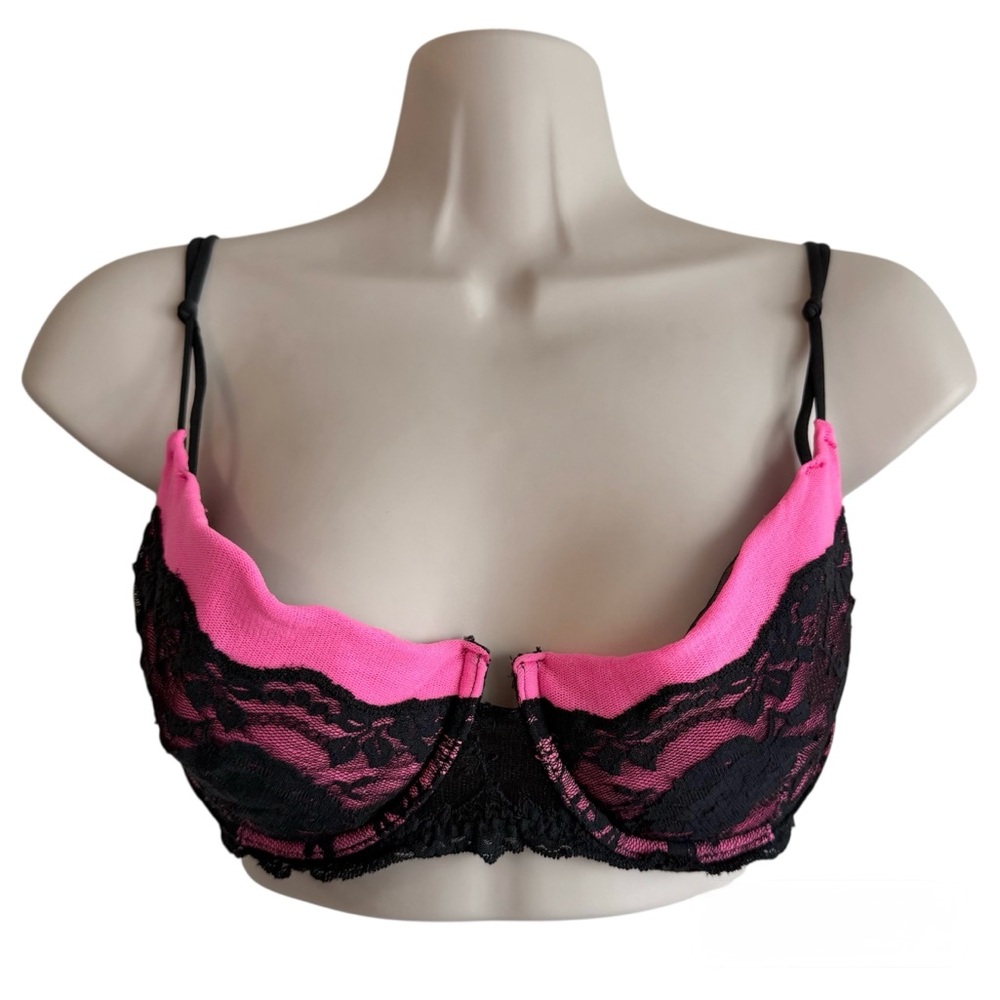 VICTORIA’S SECRET Y2K Vintage Bra Hot Pink and Black Lace Size 36D 2000s Fashion